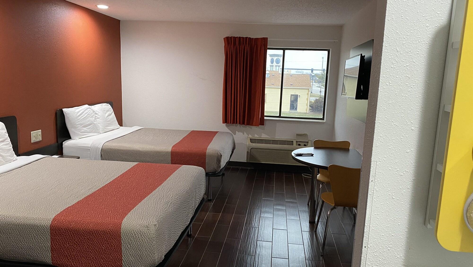 Relax Hotel 2*